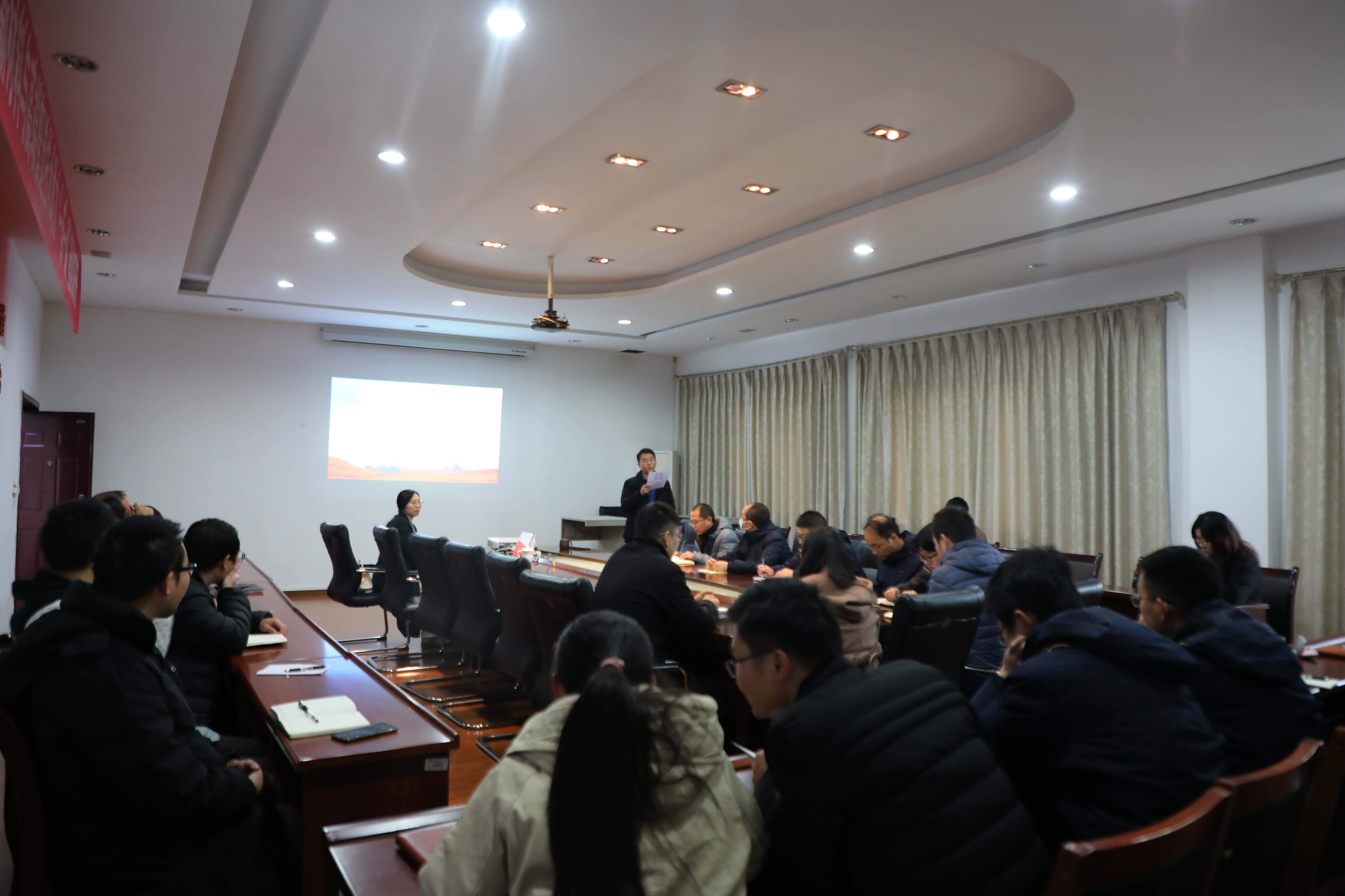 1637637959765021747.jpg 1637637959765021747.jpg