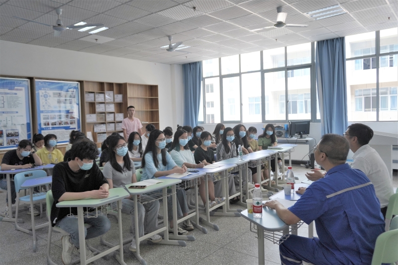 uLCV_1652689330028035880.jpg uLCV_1652689330028035880.jpg