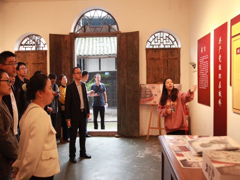 AOyd_1698662404411002924.jpg IMG_2771.jpg