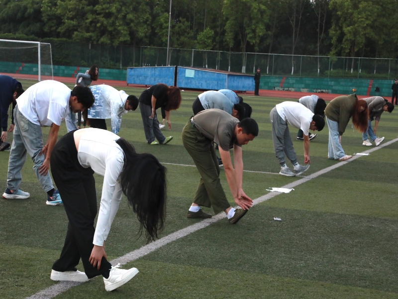 MoQC_1716254183829091890.jpg IMGL2093_proc.jpg