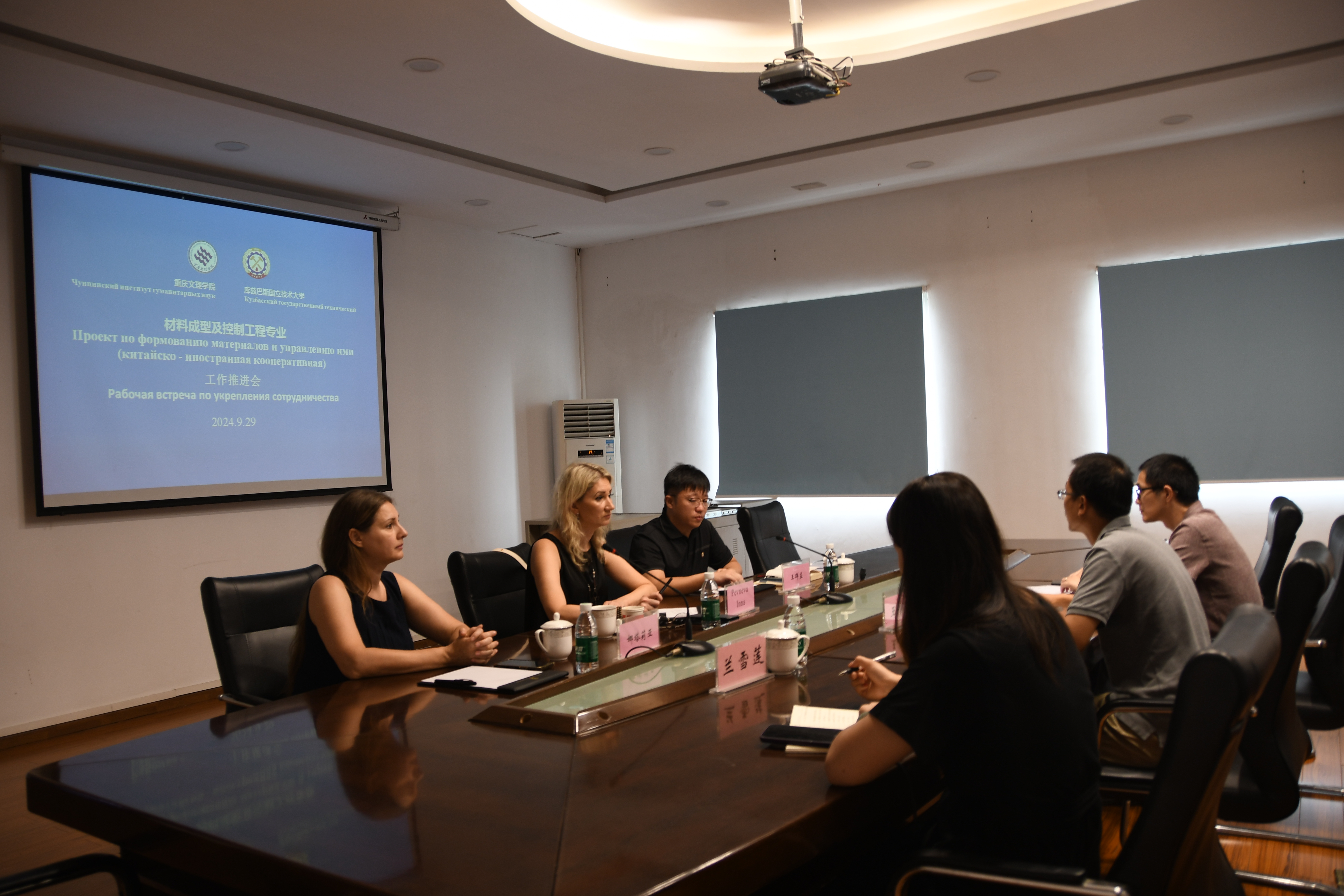 rWgJ_1728467872649084215.jpg 2.jpg