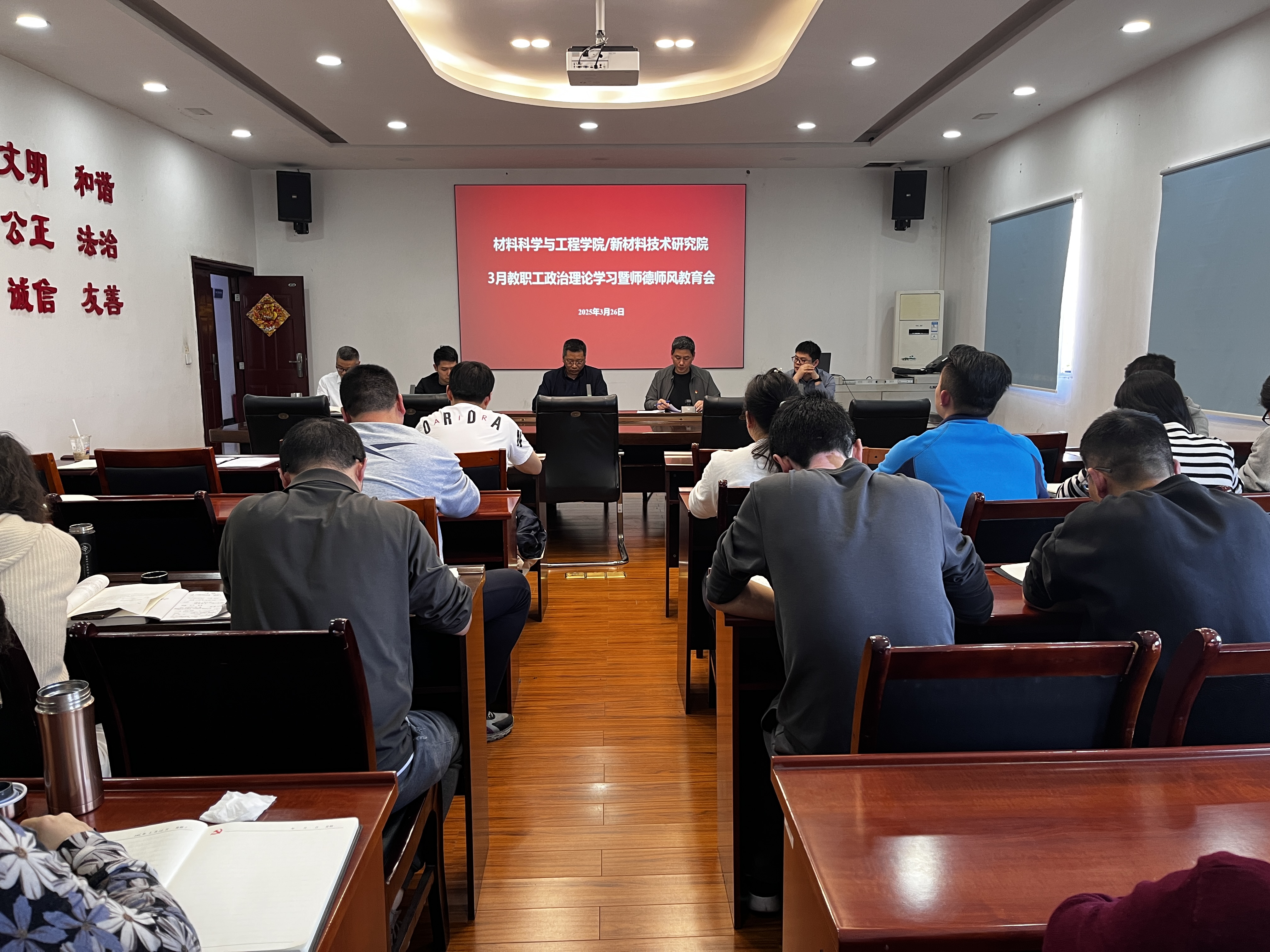 MdKk_1743474025067007288.jpg MdKk_1743474025067007288.jpg