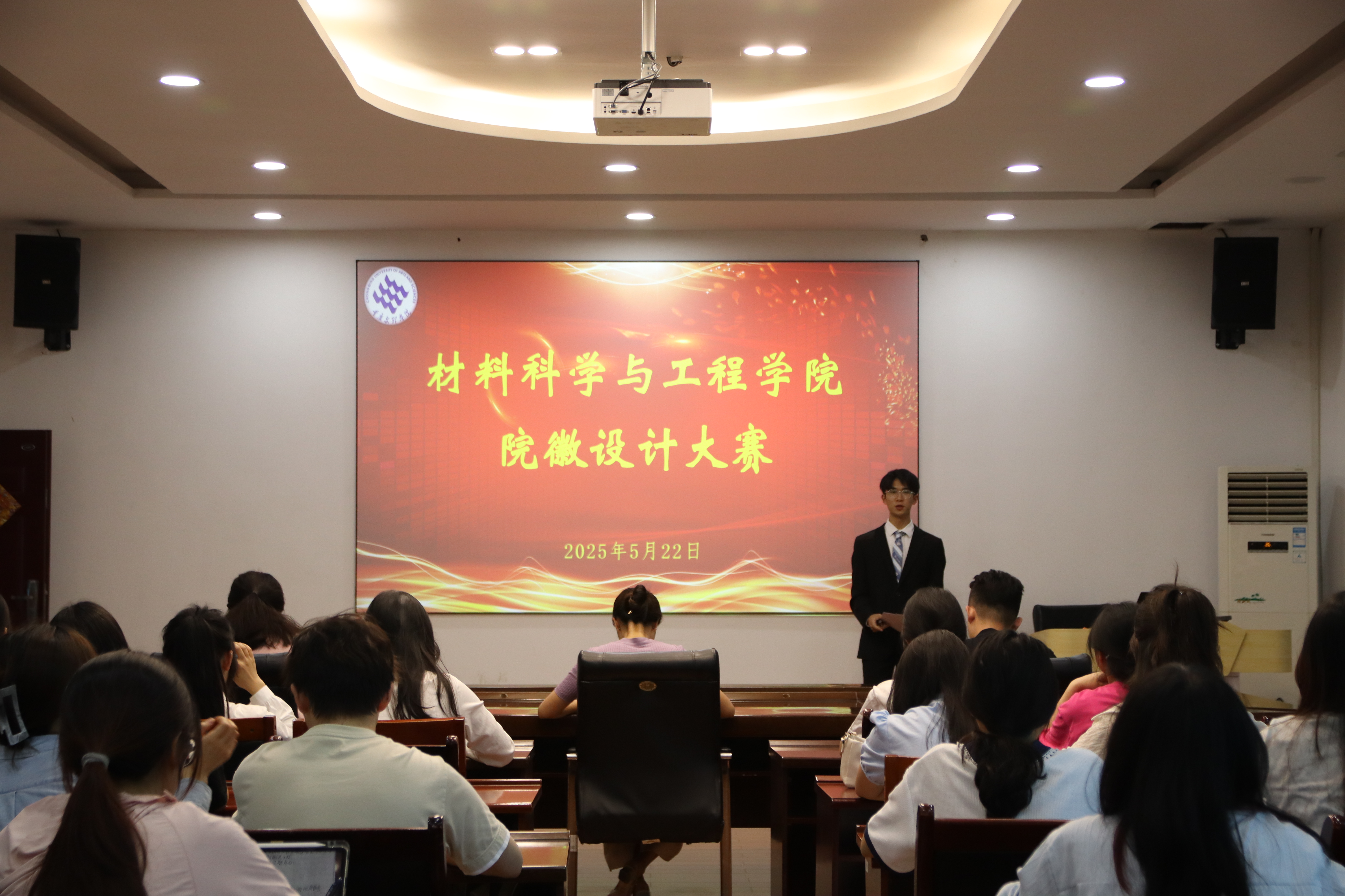 ehNL_1748425608323052513.jpg ehNL_1748425608323052513.jpg