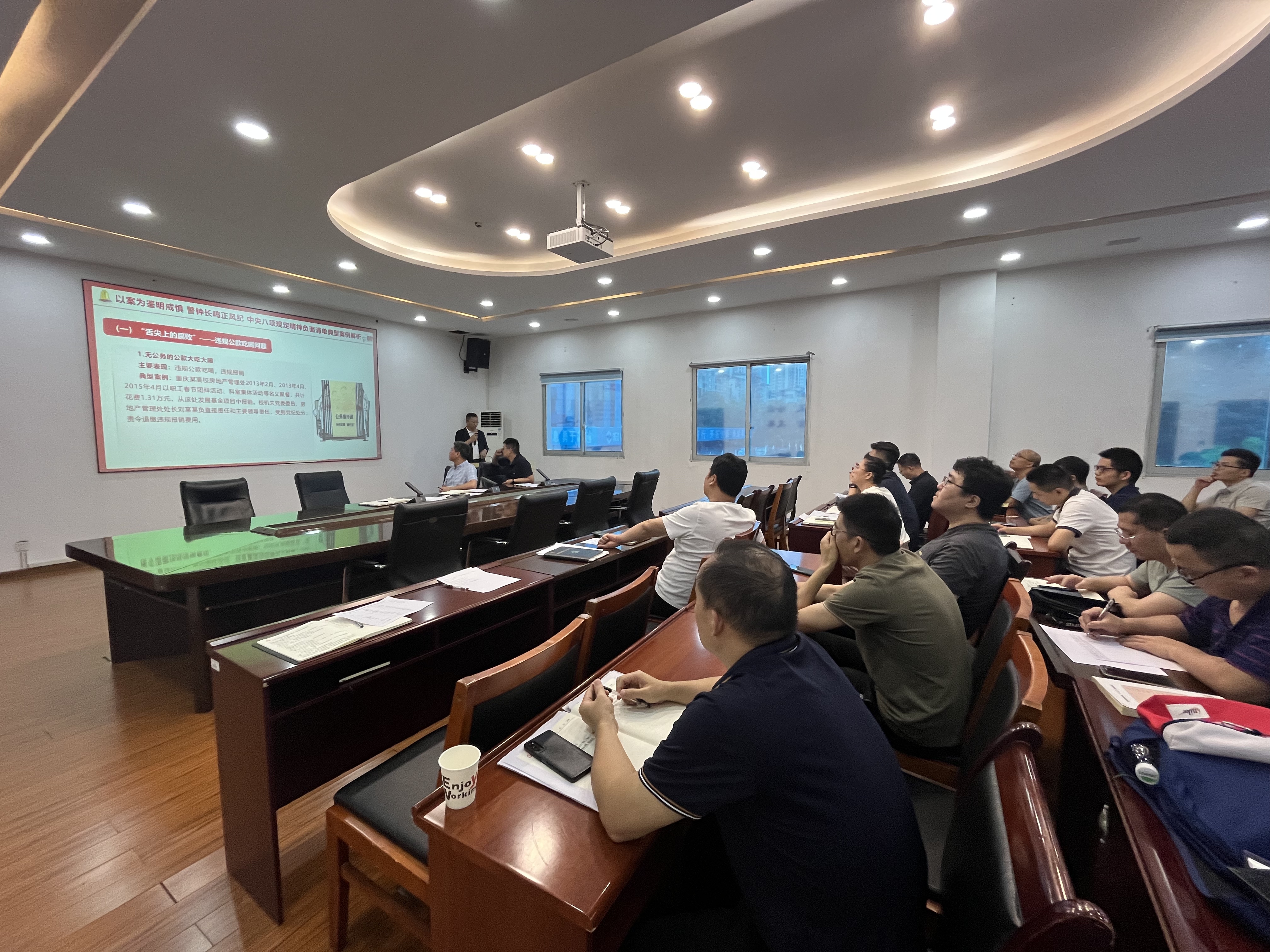 EbtM_1753271419406057684.jpg EbtM_1753271419406057684.jpg