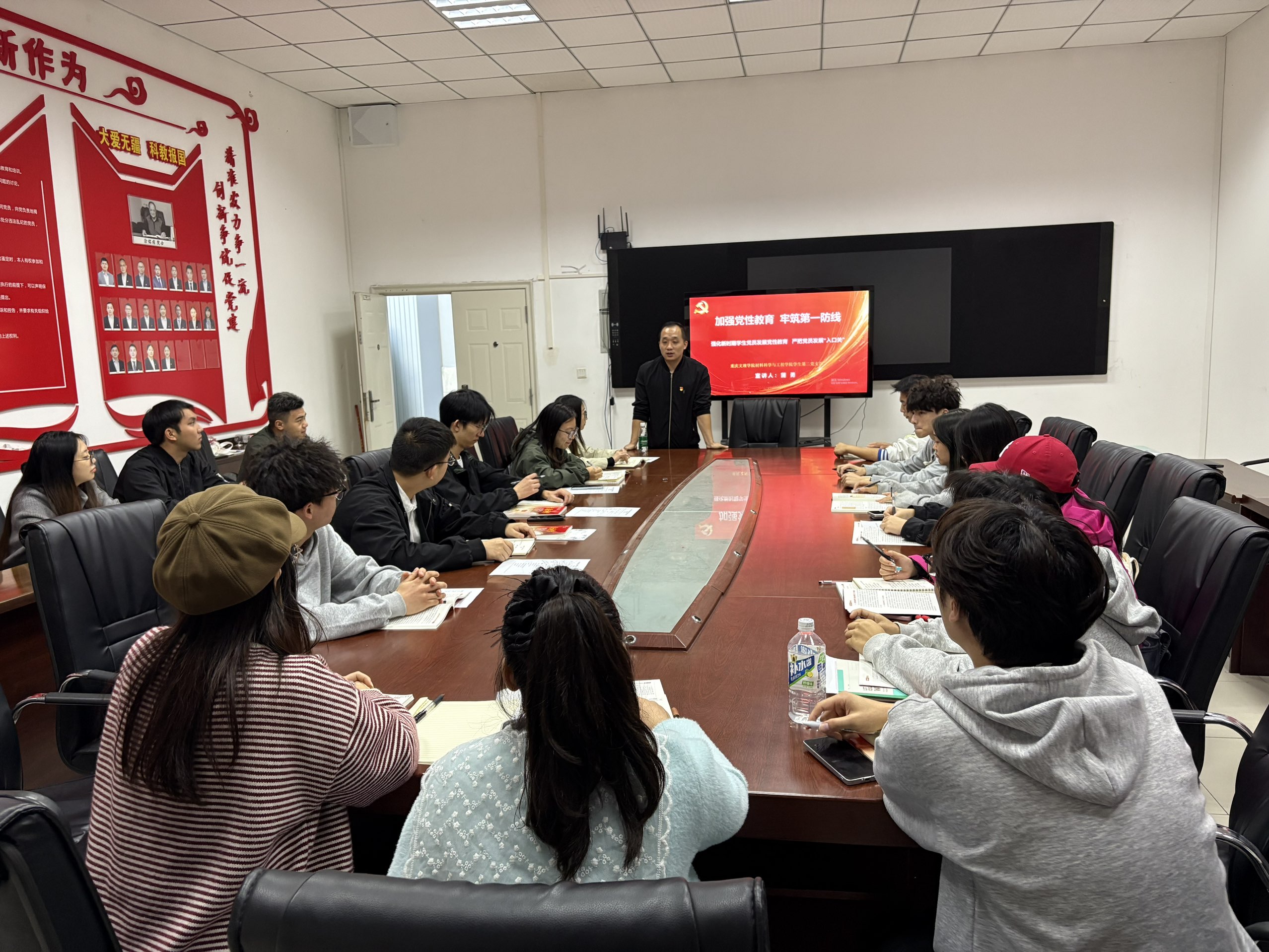 NEFq_1762680864680052537.jpg NEFq_1762680864680052537.jpg