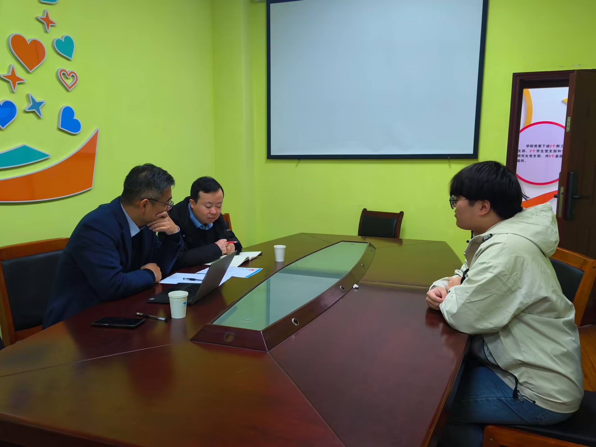 BVQs_1764505344671035043.jpg BVQs_1764505344671035043.jpg