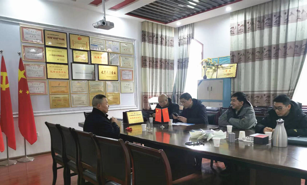 Ganh_1770436485885081506.jpg bd82b09201719bf380c149b8a6830e14_720.jpg