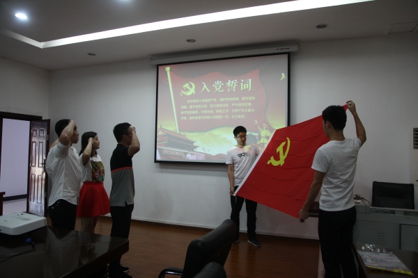 1529379419528079265.jpg IMG_7060.jpg