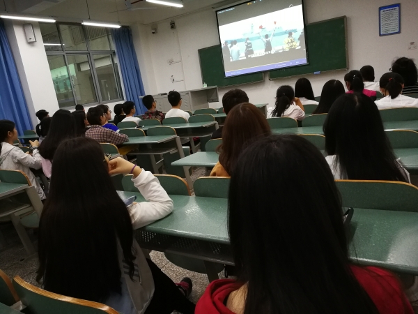 1529392673656015460.jpg 056B904BD4F3F512EAB662CCBF6E60C2.jpg